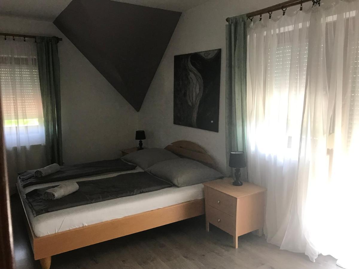 Marta Apartman Balatonalmádi Exterior foto