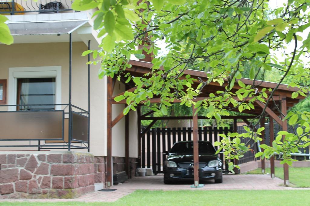 Marta Apartman Balatonalmádi Exterior foto