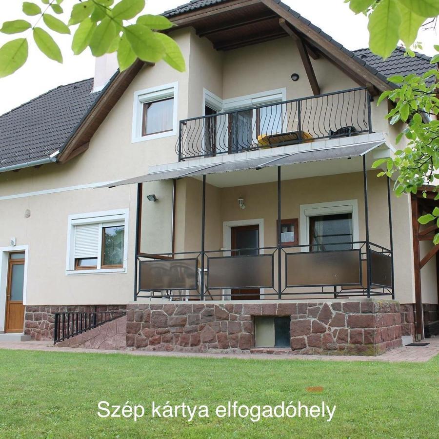 Marta Apartman Balatonalmádi Exterior foto